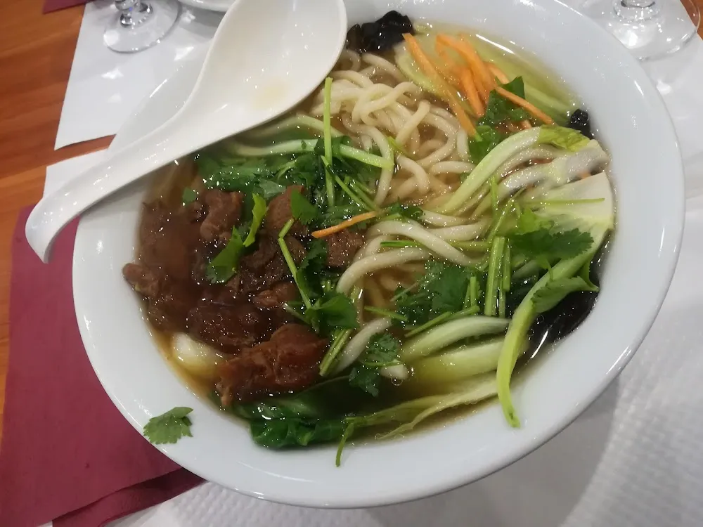 Soupe de Nouilles Aux Bœuf